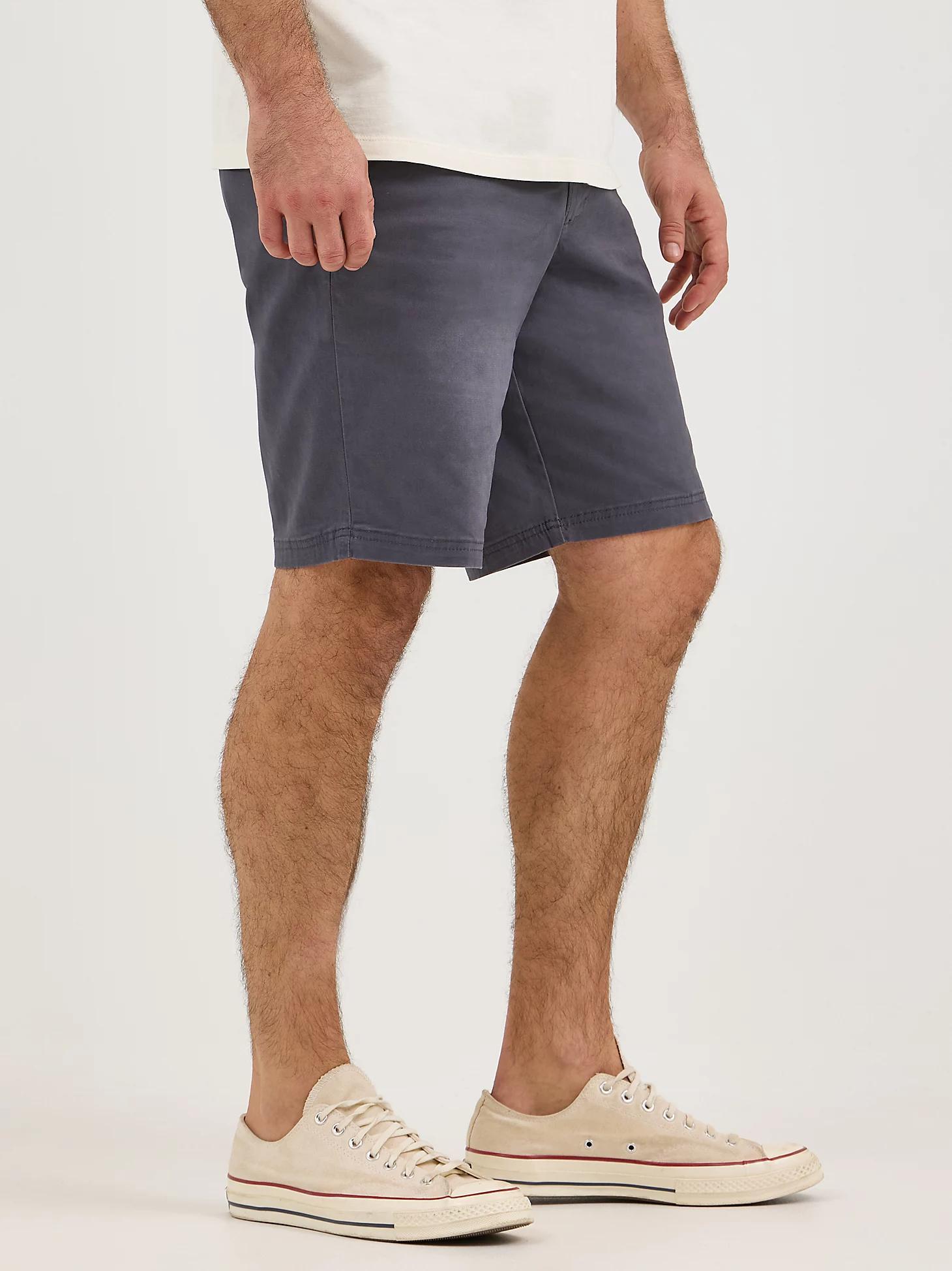 Men’s Extreme Motion Short | Khaki Cargo Shorts| Lee® Product Image