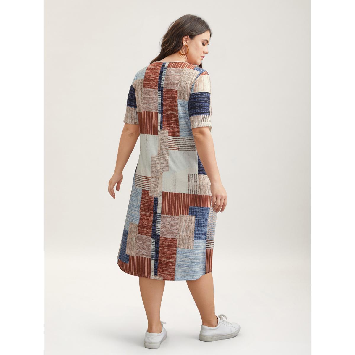 Plus Size Abstract Print Round Neck Flared Midi Dress Multicolor Women Casual Non Knit Dresses Bloomchic 14-16/1X Product Image