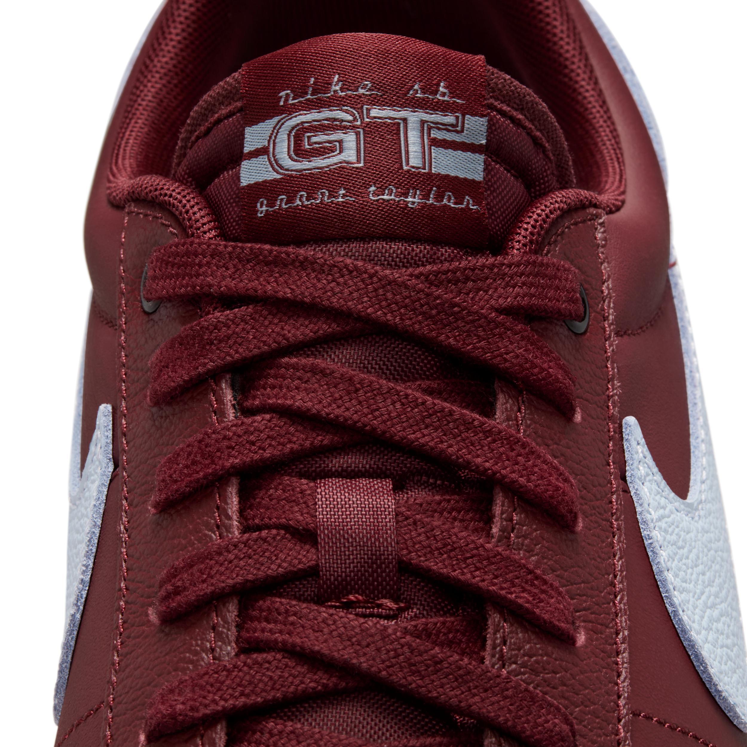 Nike SB Blazer Low Pro GT Men's Shoes Product Image