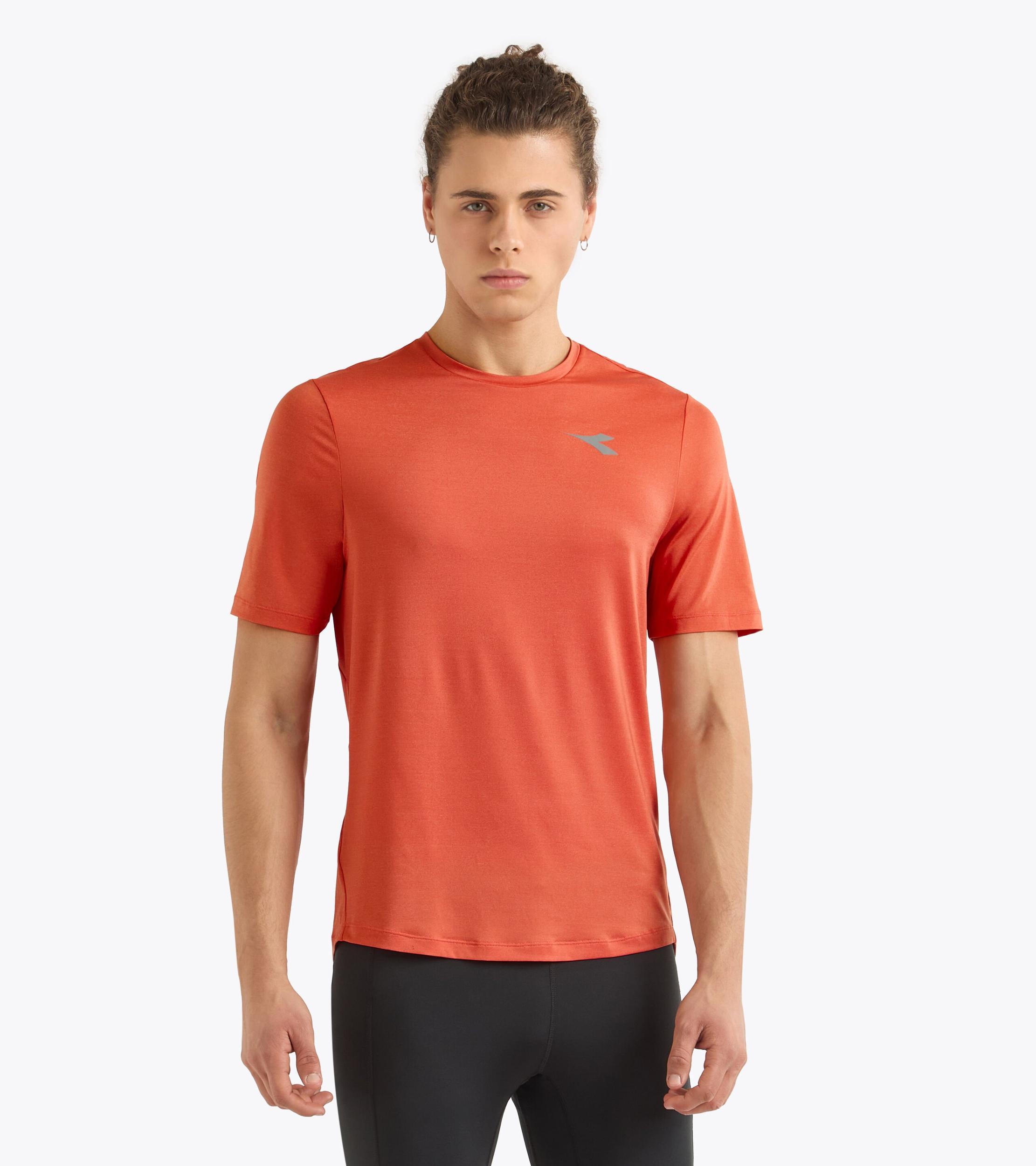 SS T-SHIRT TECH RUN CREW Product Image