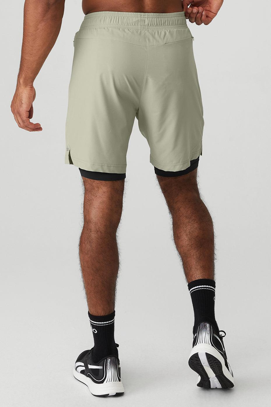 Alo Yoga | 7 Unity 2 In 1 Short Green, Size: 2XL Product Image