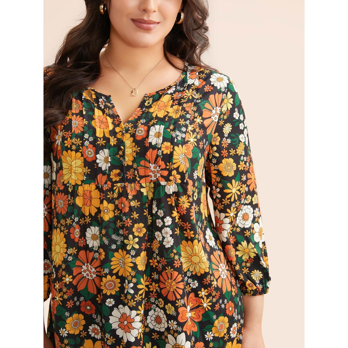 Plus Size Multicolor Natural Flowers Lantern Sleeve Pleated Blouse Women Elegant Elbow-length sleeve Flat collar with V-notch Everyday Blouses BloomChic 14-16/1X Product Image