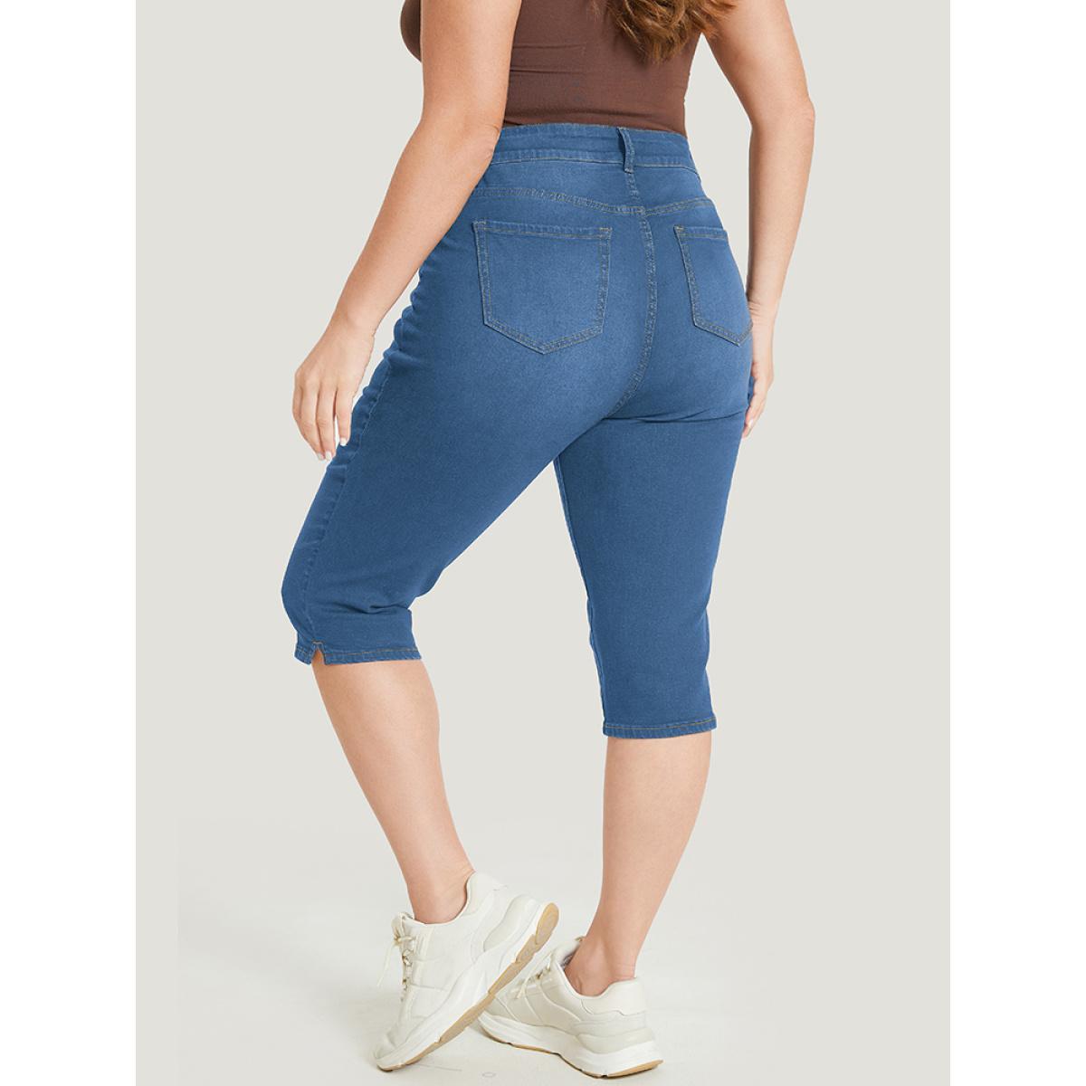 Plus Size Skinny Very Stretchy Dark Wash Split Knee Denim Shorts Women Blue High stretch Dailywear Side seam pocket Casual Denim Shorts BloomChic 12/L Product Image