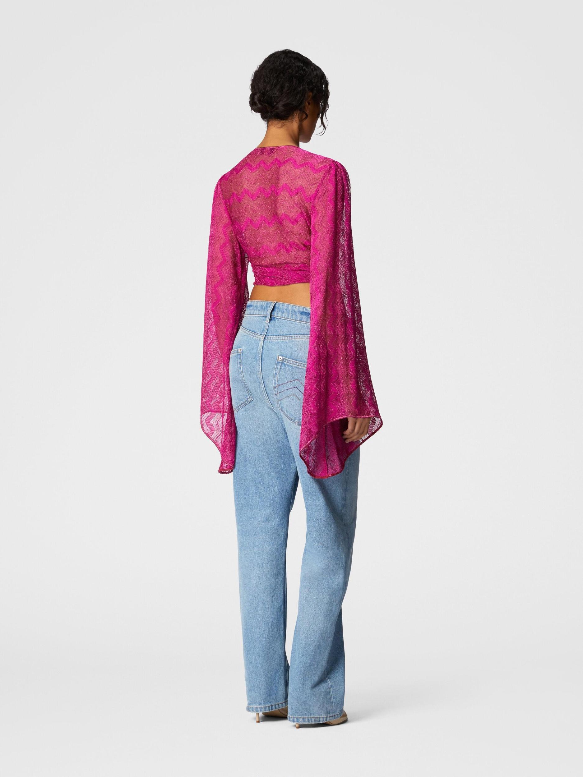 Crop top with wide sleeves and front knot in zig zag lamé viscose Product Image