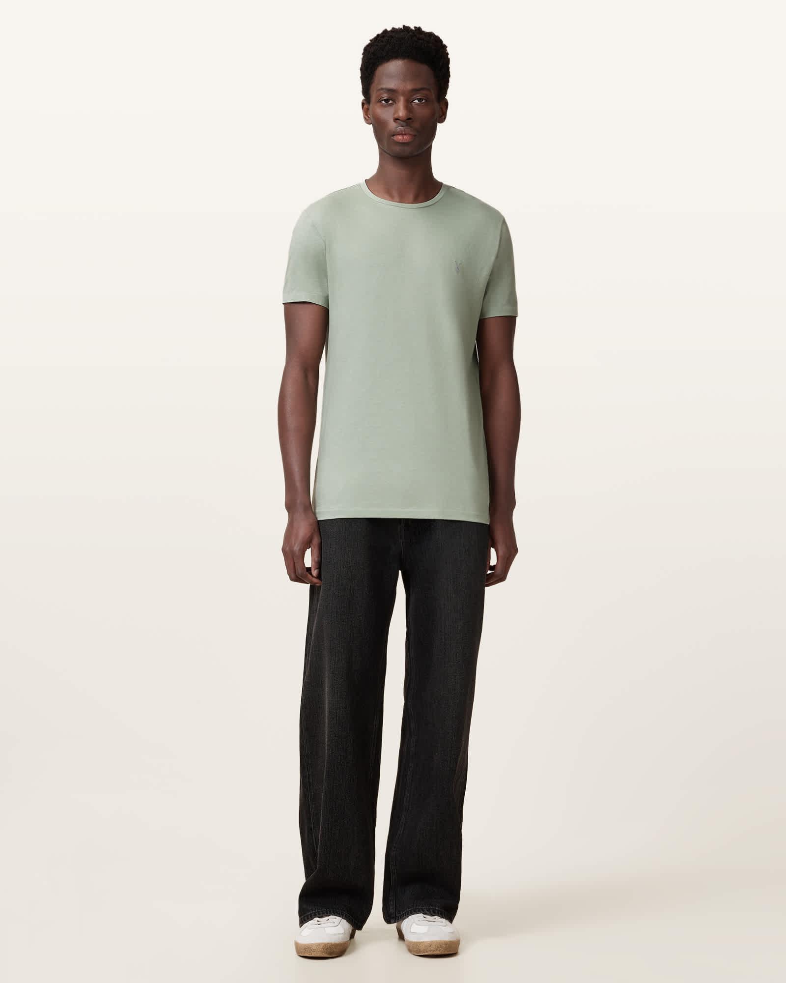 Tonic Crew Neck Slim Ramskull T-Shirt Product Image