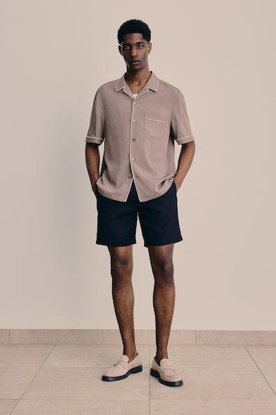 Regular Fit Linen Shorts Product Image