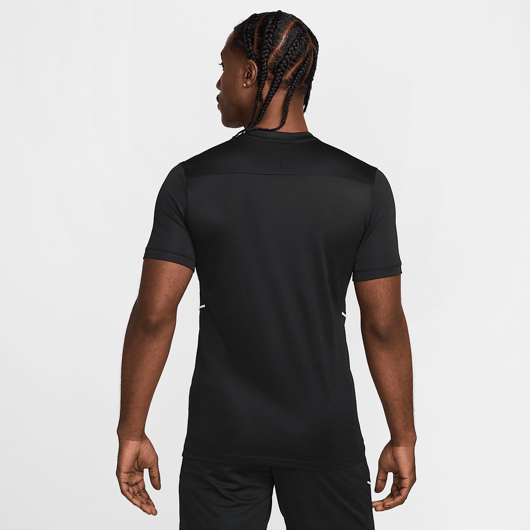 Nike Academy Men's Dri-FIT Short-Sleeve Soccer Top Product Image