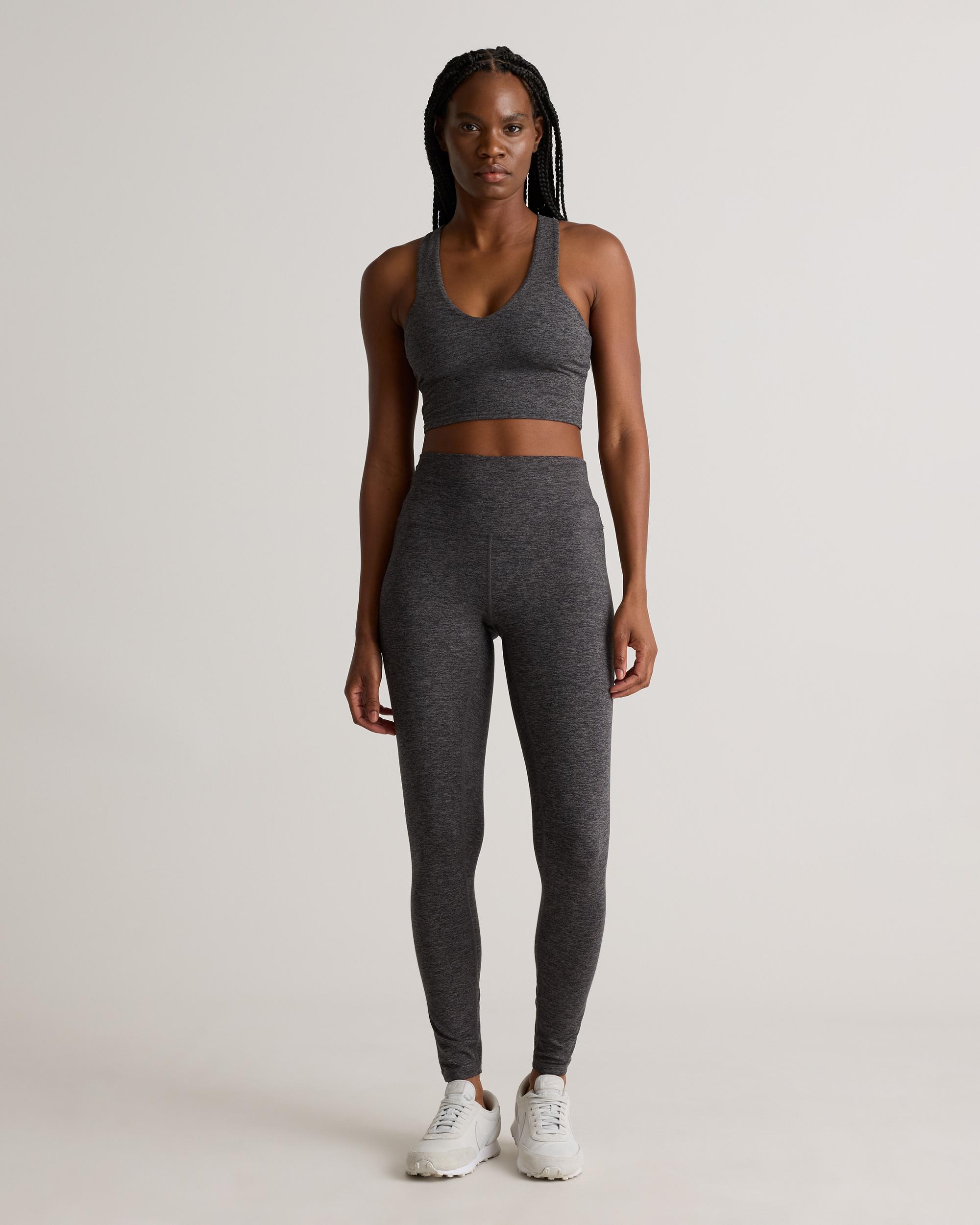 Quince | Women's Ultra-Soft Performance Legging 28" Inseam Recycled Polyester Product Image