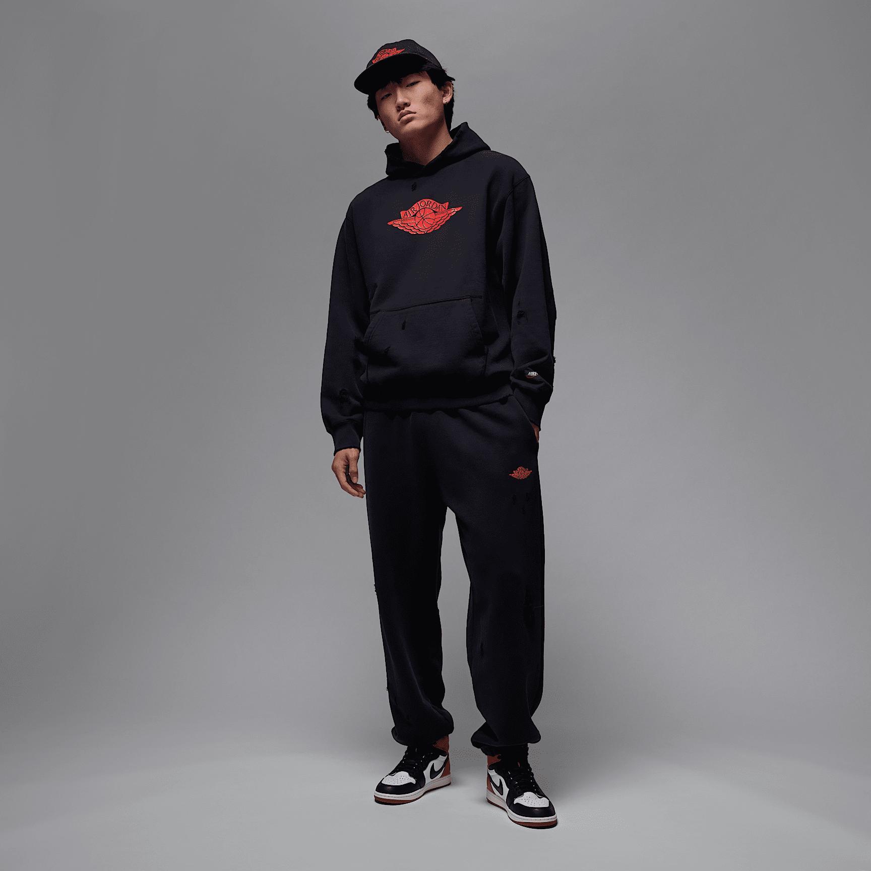 Men's Jordan Rare Air Fleece Pullover Hoodie Product Image