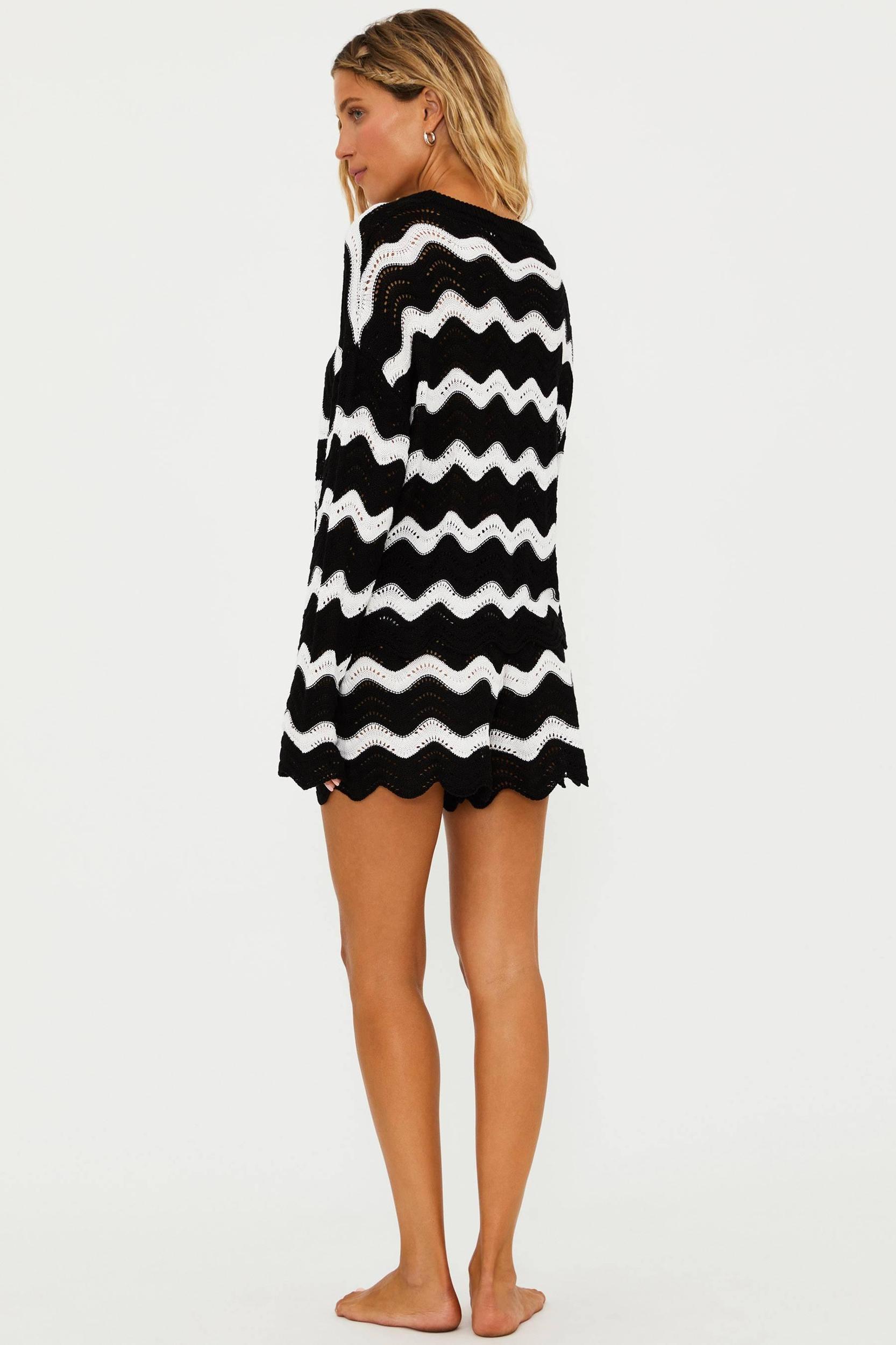 Balboa Short Black & White Tides Product Image