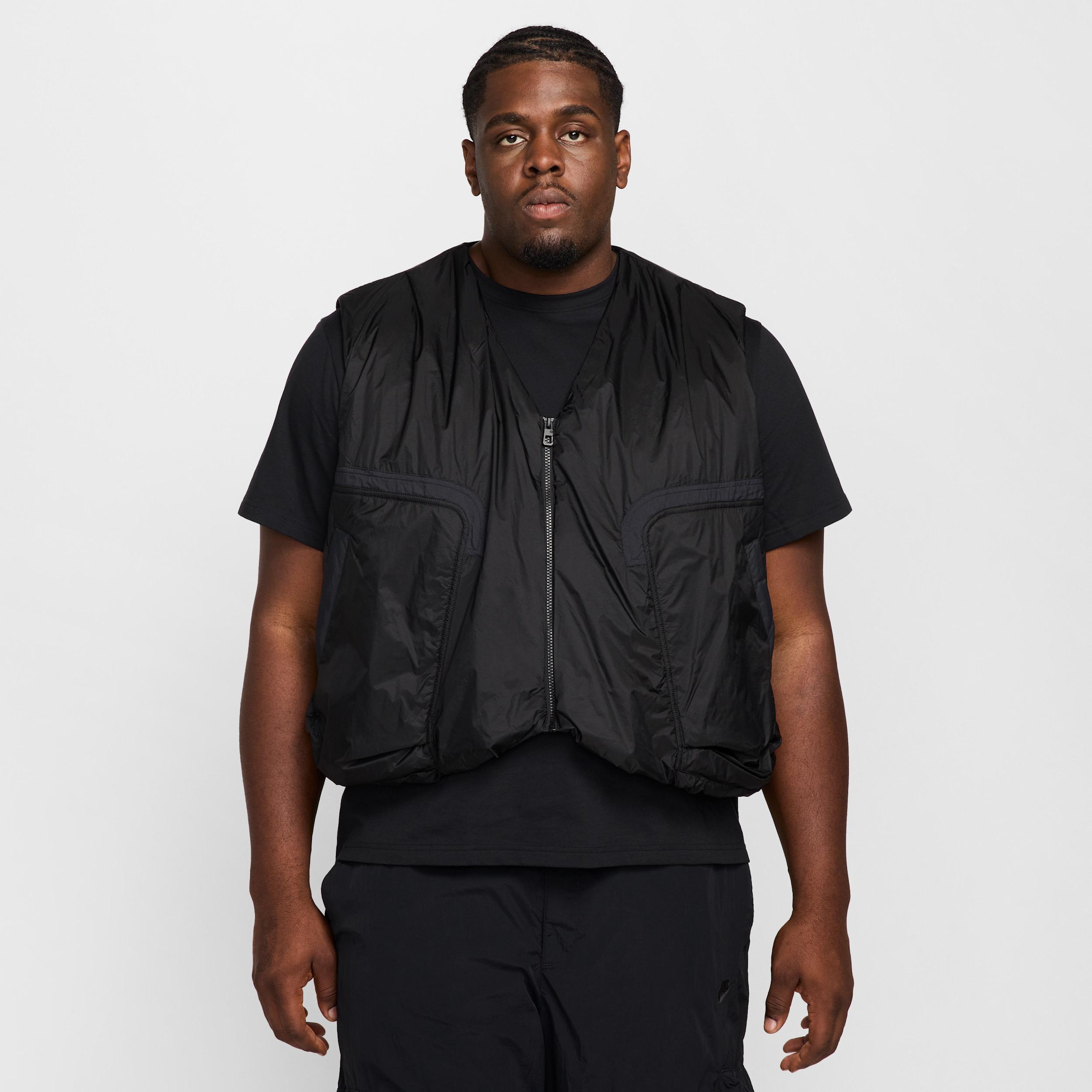 Nike Men's Tech Woven Vest Product Image