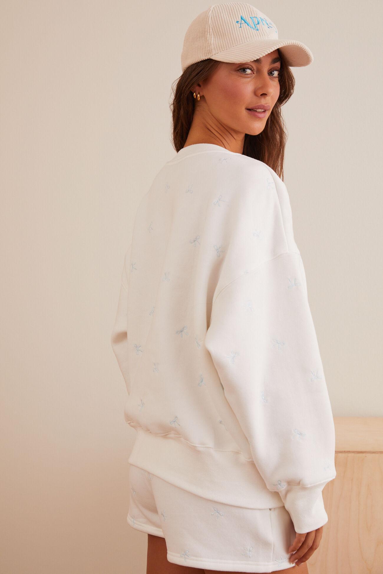 Final Bow Sweatshirt Product Image