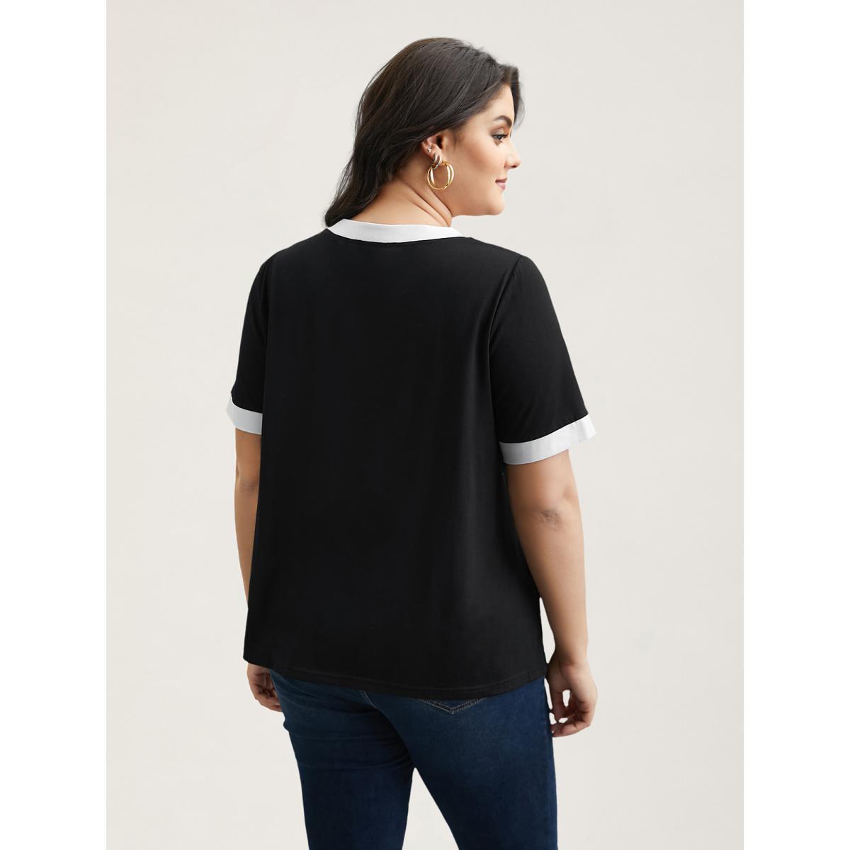 Plus Size Color-Block Stretchy V-Neck T-Shirt Black Women Casual Contrast V-neck Everyday T-shirts BloomChic 30/6X Product Image