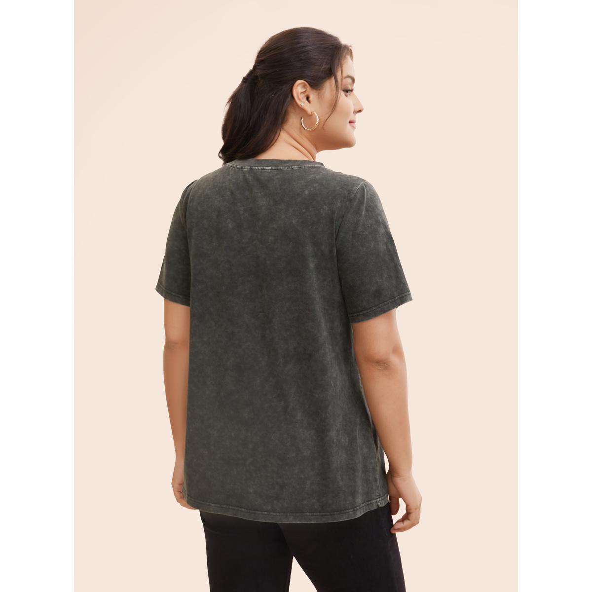 Plus Size Moon & Star Print Vintage Graphic T-shirt Black Women Casual Art&design Dailywear T-shirts BloomChic 14-16/1X Product Image