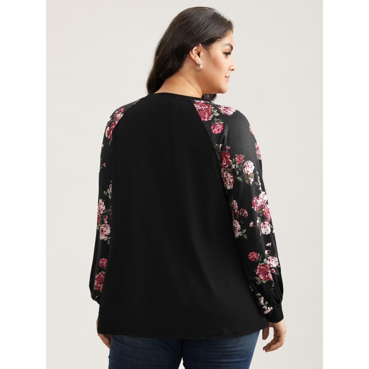 Plus Size Floral Patchwork Crew Neck Raglan Sleeve T-shirt Black Women Elegant Printed Floral Round Neck Dailywear T-shirts BloomChic 10/M Product Image