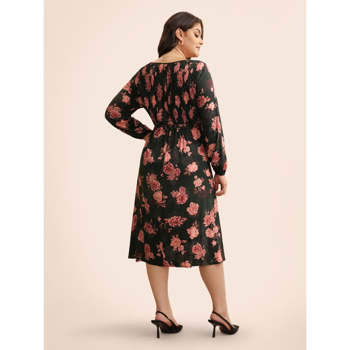 Plus Size Floral Lantern Sleeve Shirred Pocket Dress Black Women Elegant Shirred Boat Neck Long Sleeve Curvy BloomChic 14-16/1X Product Image