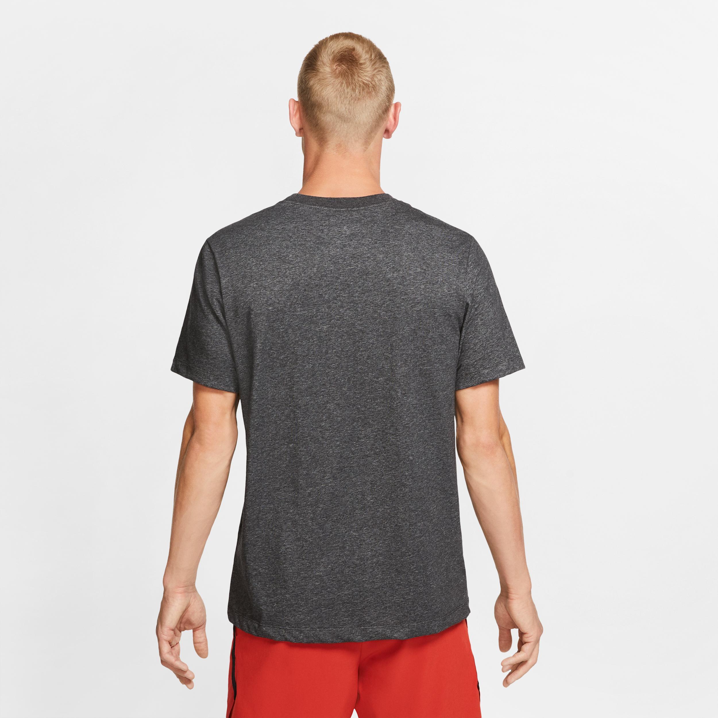 Nike Men's Dri-FIT Fitness T-Shirt Product Image