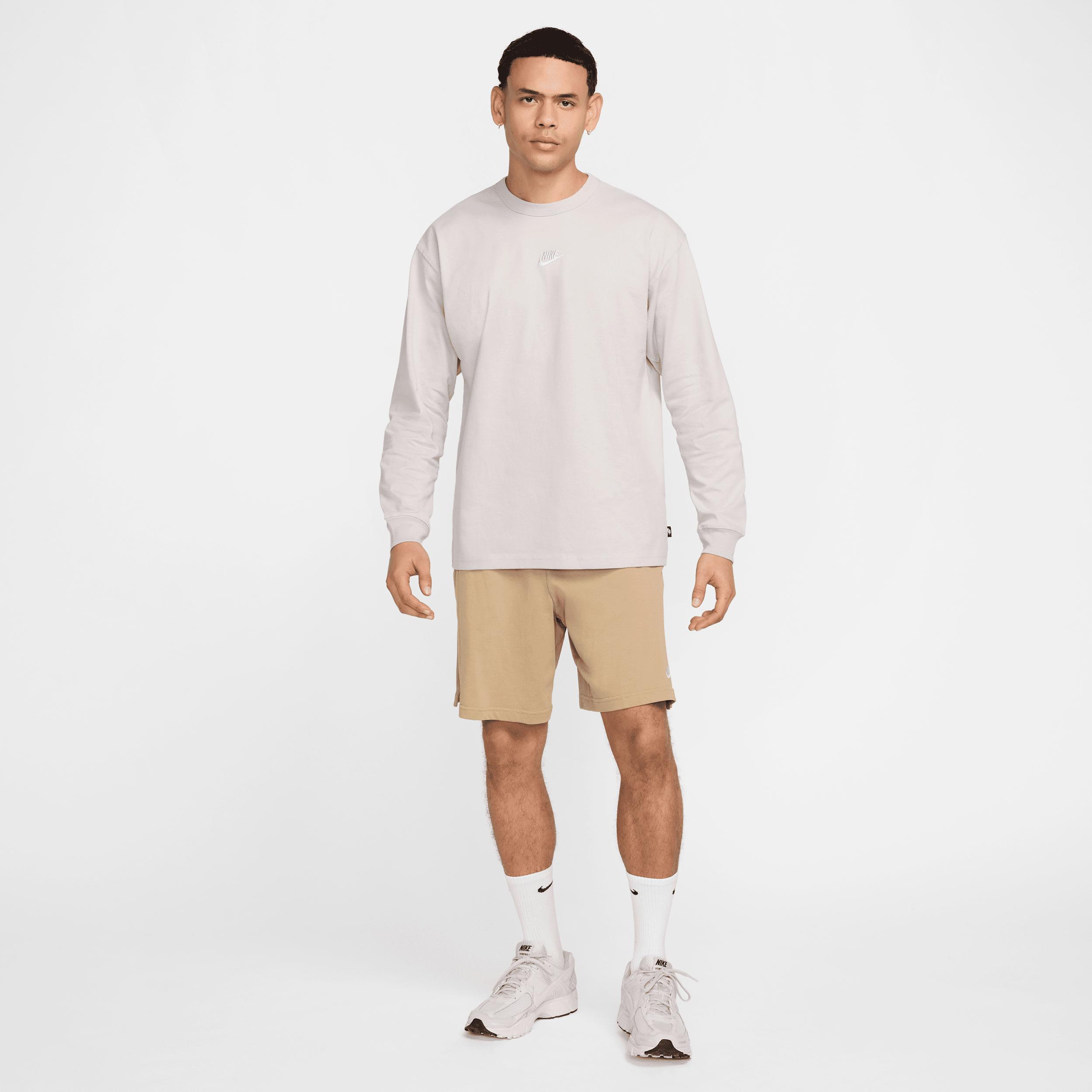 Nike Sportswear Premium Essentials Men's Long-Sleeve T-Shirt Product Image