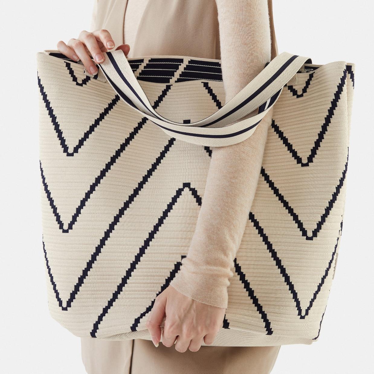 The Bucket Bag (Colette) Product Image