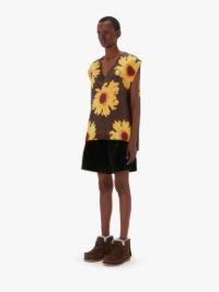 KNITTED PRINTED VEST in brown | JW Anderson US  Product Image