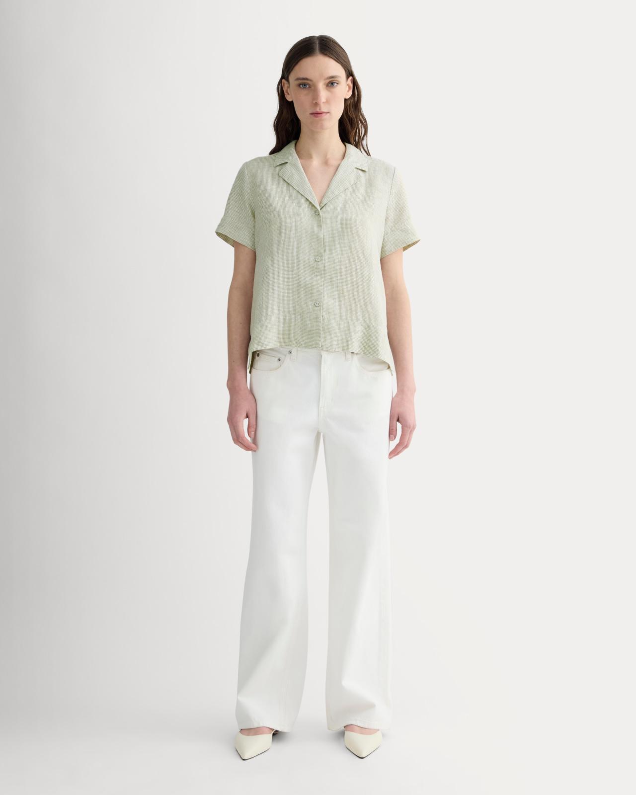 The Notch Shirt in Linen Product Image