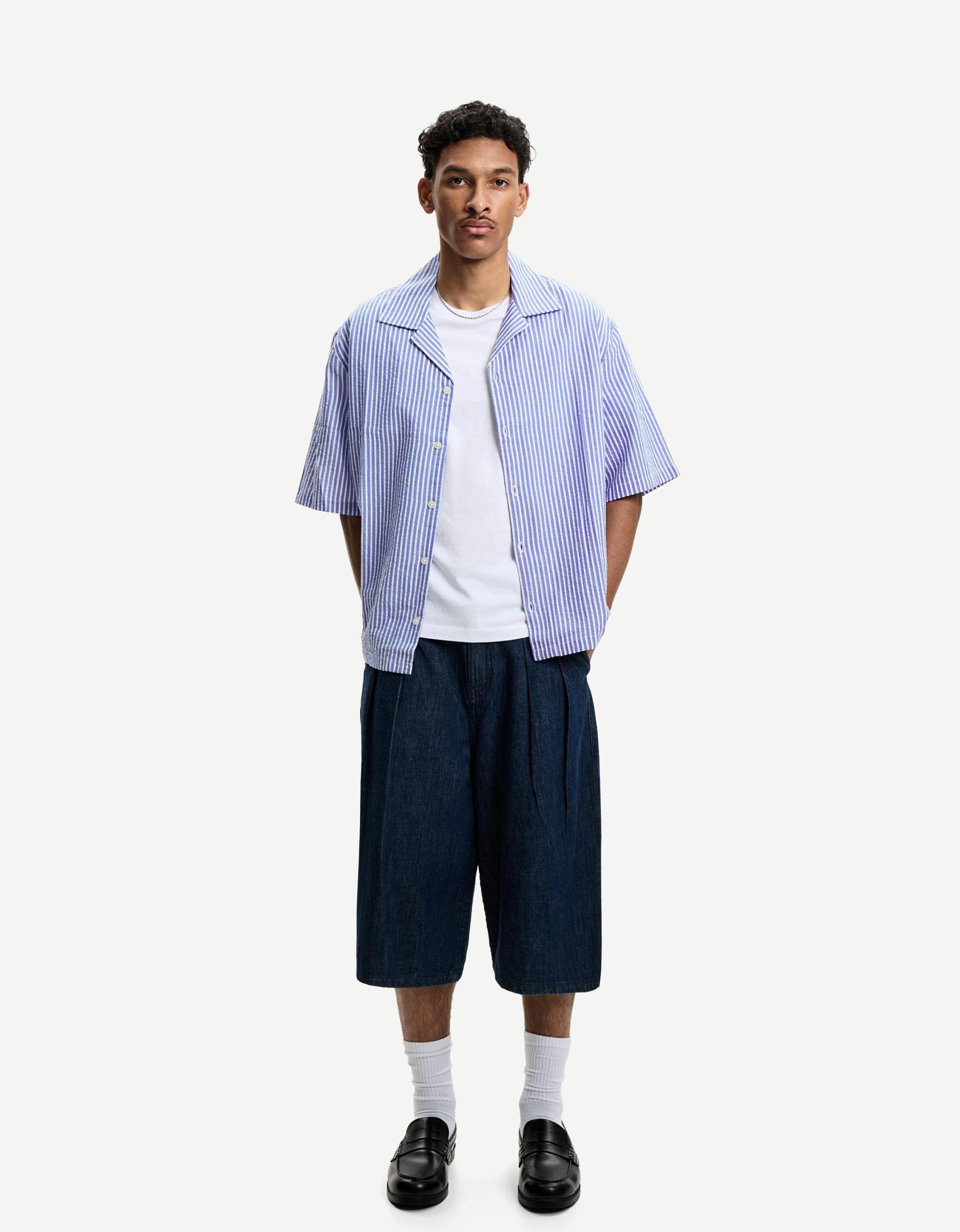 Textured striped boxy-fit short sleeve shirt Product Image