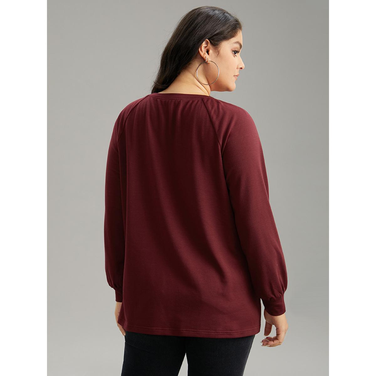 Plus Size Feather Print Crew Neck Raglan Sleeve Sweatshirt Women Scarlet Casual Printed Dailywear Sweatshirts BloomChic 26/4X Product Image