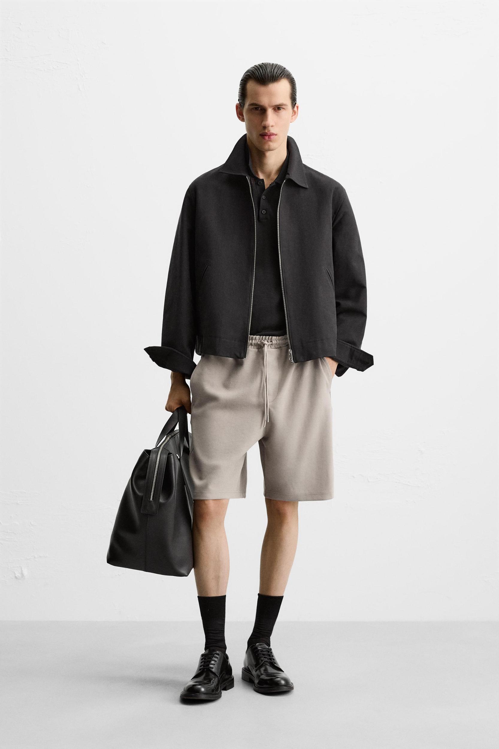 TECHNICAL OVERSIZED FIT JOGGER SHORTS Product Image