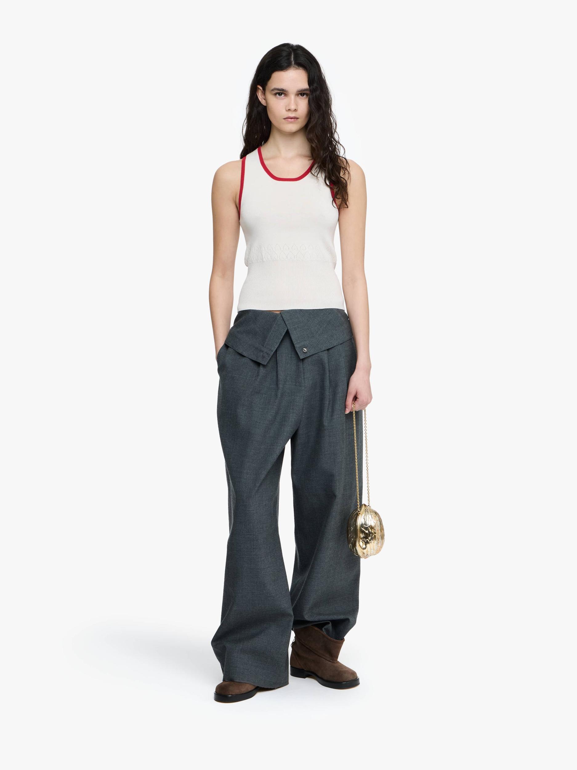 CONTRAST TRIM VEST Product Image