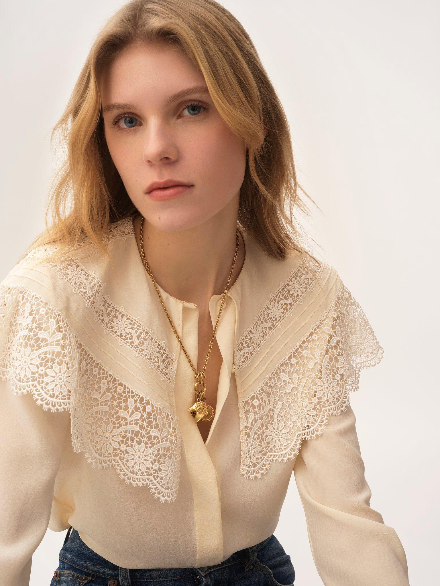 The Chloé Charms necklace Product Image
