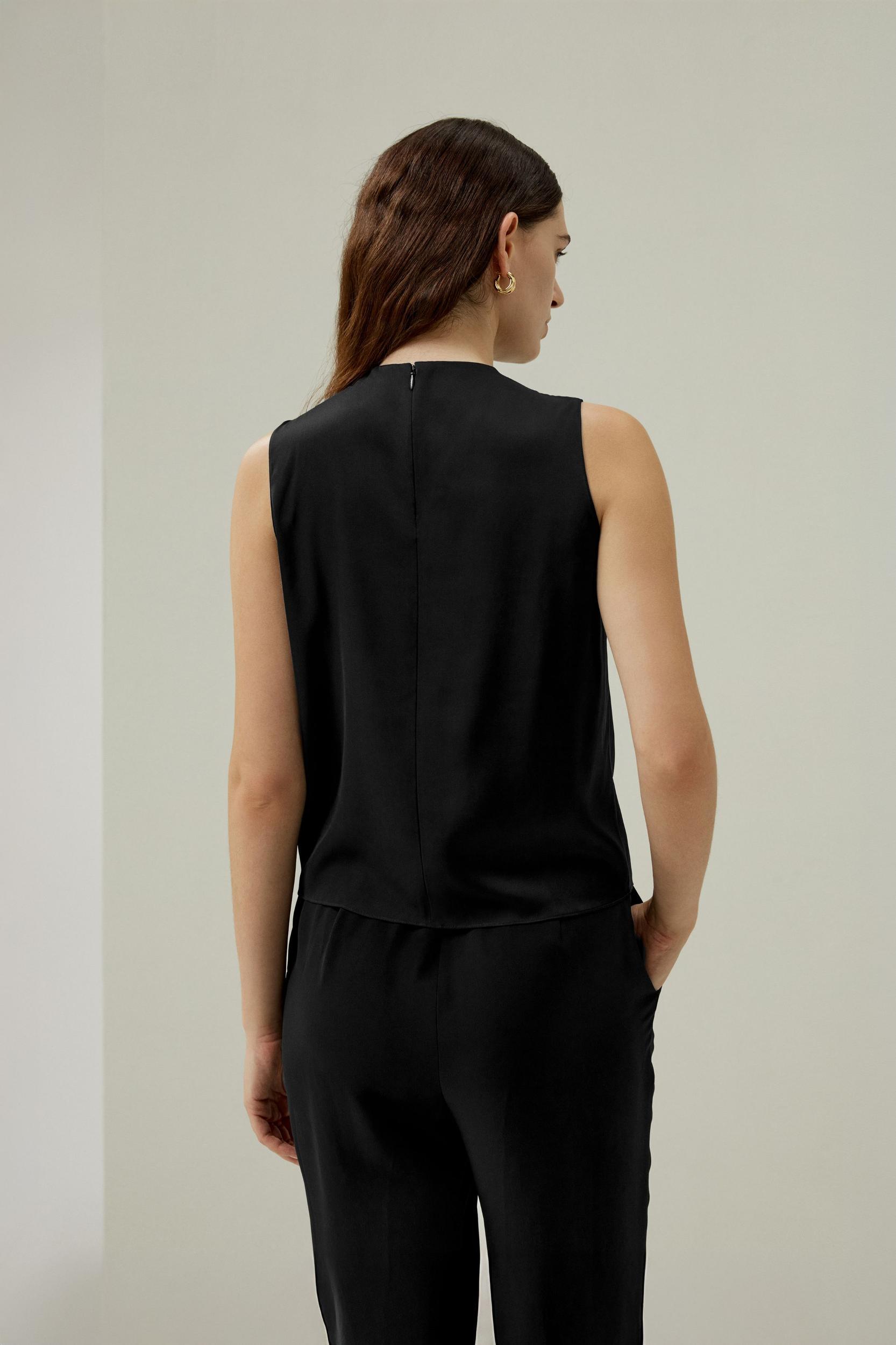 Sleeveless Minimalist Top Product Image