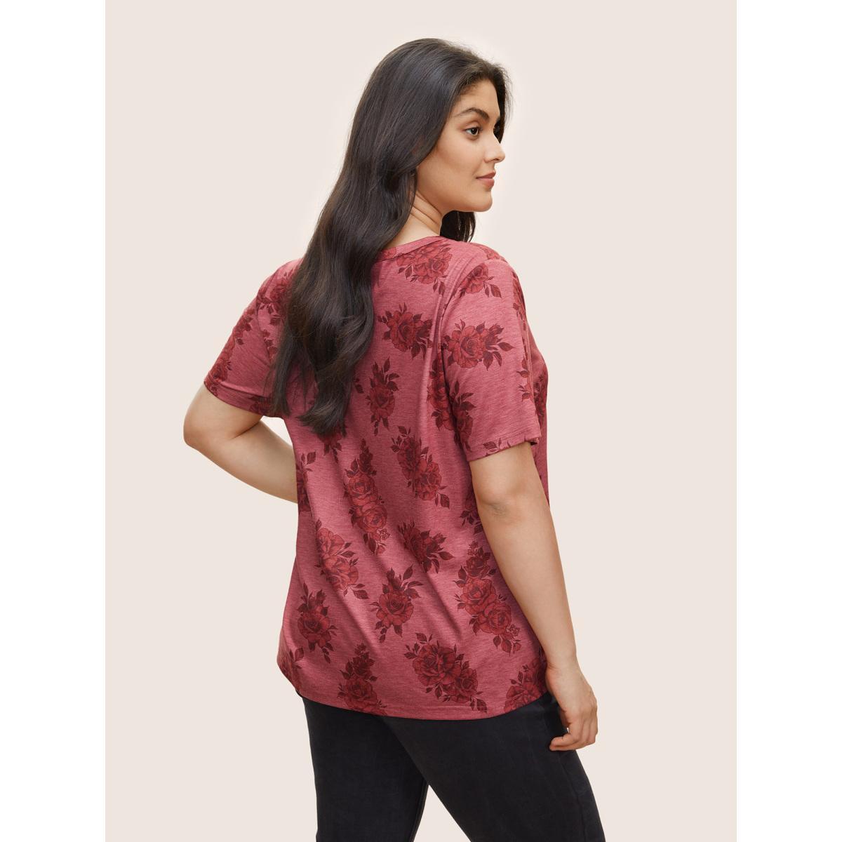 Plus Size Rose Floral Print V Neck T-shirt Rouge Women Elegant Non Floral V-neck Everyday T-shirts BloomChic 30/6X Product Image