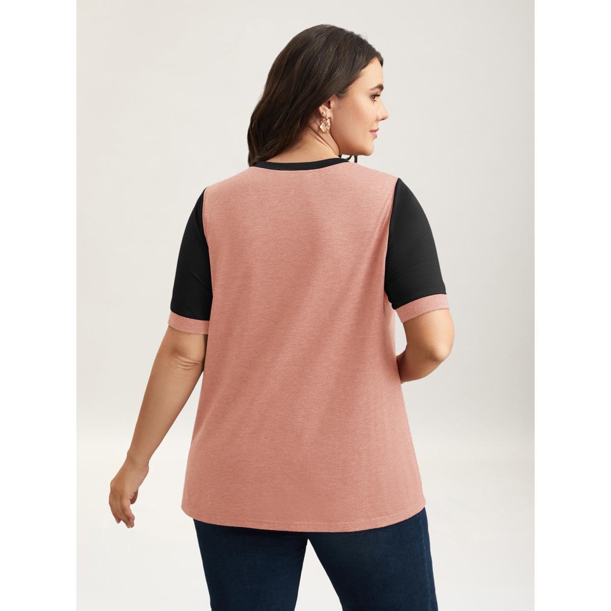 Plus Size Stretchy Scalloped Lace Color Contrast T-Shirt Crepe Women Elegant Contrast Round Neck Everyday T-shirts BloomChic 18-20/2X Product Image