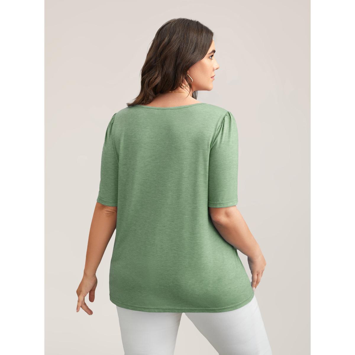 Plus Size Seamed Round Neck Fitted T-Shirt Greenbean Women Casual Tucked seam Round Neck Everyday T-shirts BloomChic 12/L Product Image