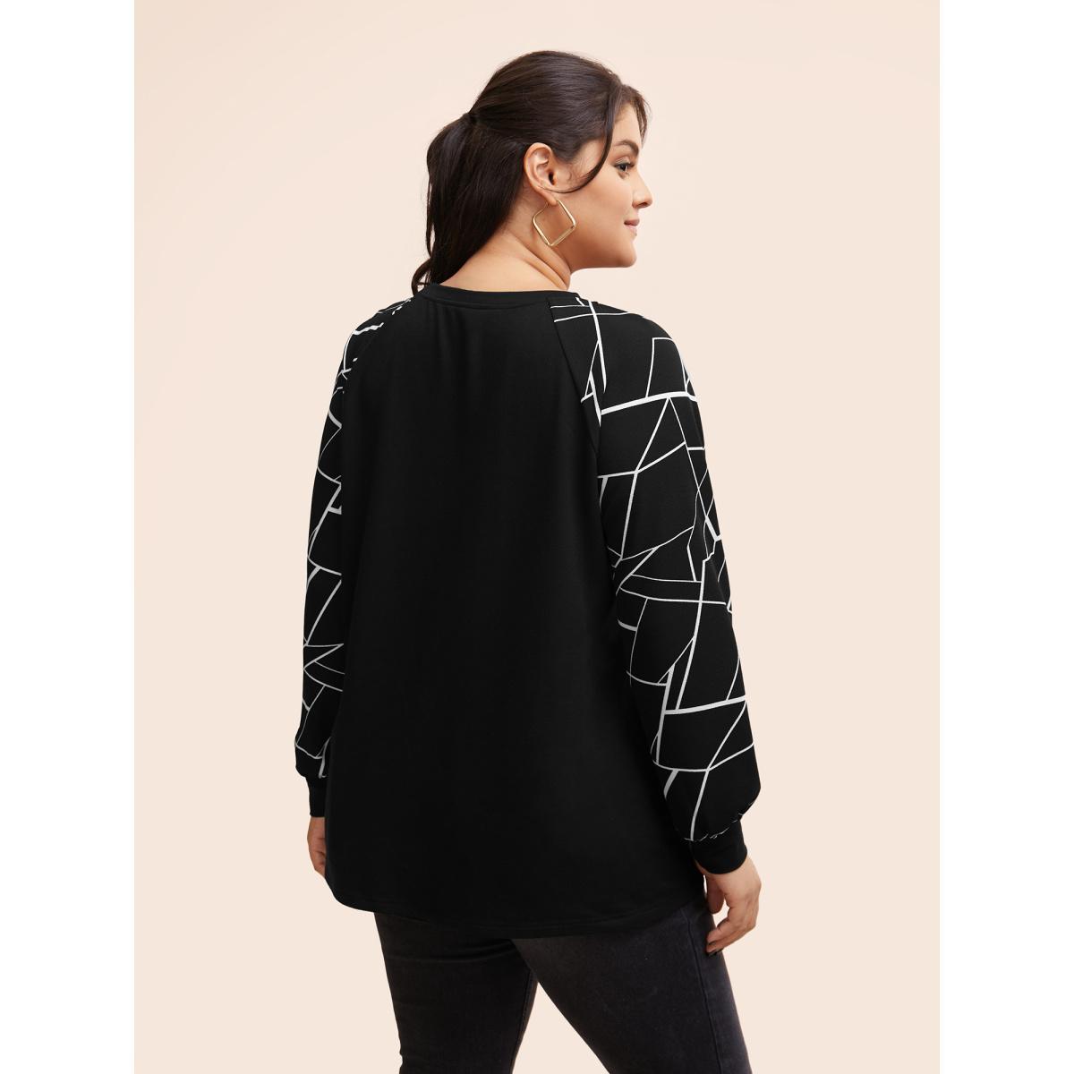 Plus Size Geometric Round Neck Raglan Sleeve Sweatshirt Women Black Casual Elastic cuffs Round Neck Dailywear Sweatshirts BloomChic 12/L Product Image