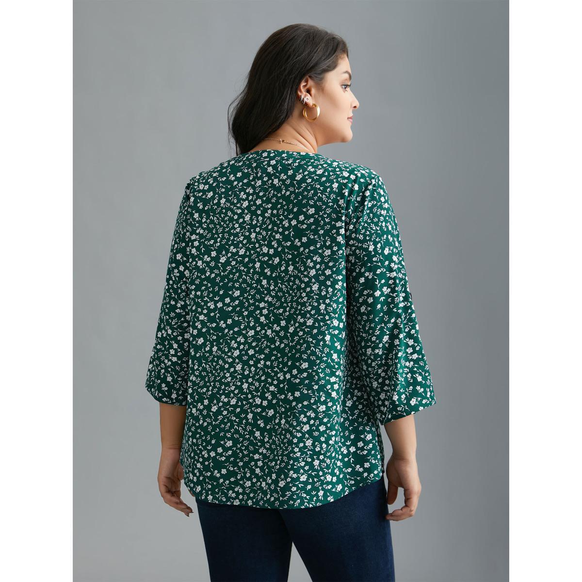 Plus Size DarkGreen Ditsy Floral Button Cuff Sleeve Pleated Blouse Women Elegant Long Sleeve Flat collar with V-notch Everyday Blouses BloomChic 14-16/1X Product Image
