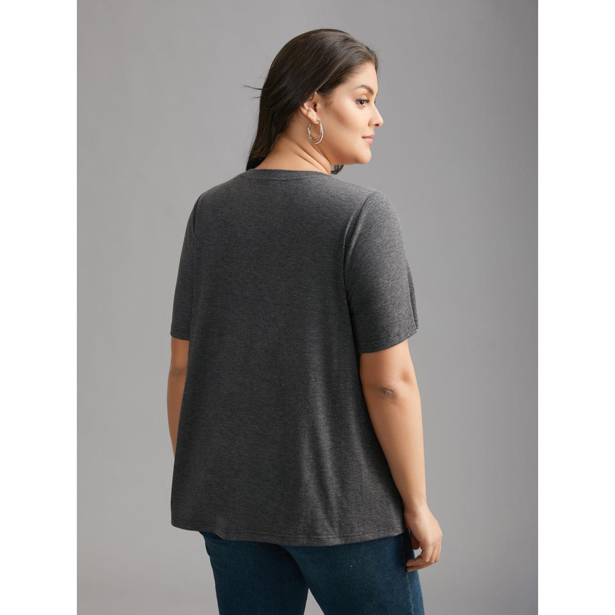 Plus Size Floral Crew Neck Stretchy T-Shirt DimGray Women Casual Non Natural Flowers Round Neck Everyday T-shirts BloomChic 10/M Product Image