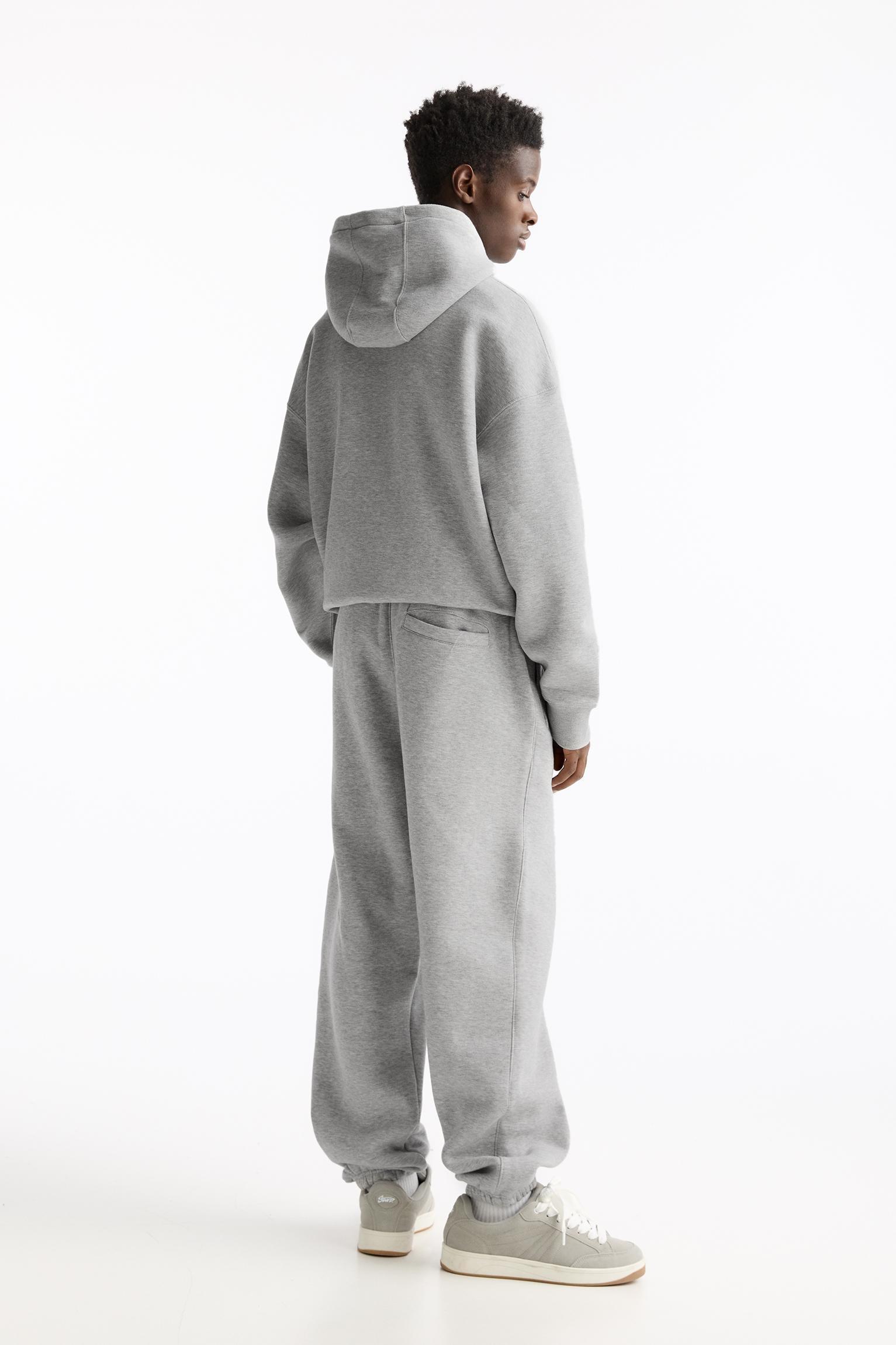 Hoodie and tracksuit sweatpants pack Product Image