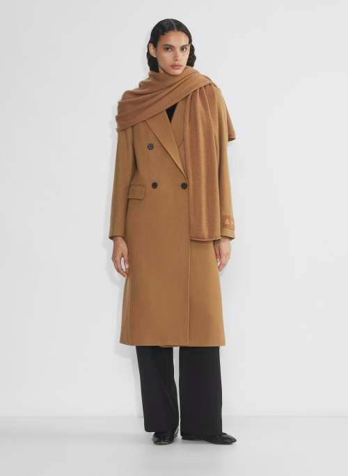 the constant™ coat Product Image