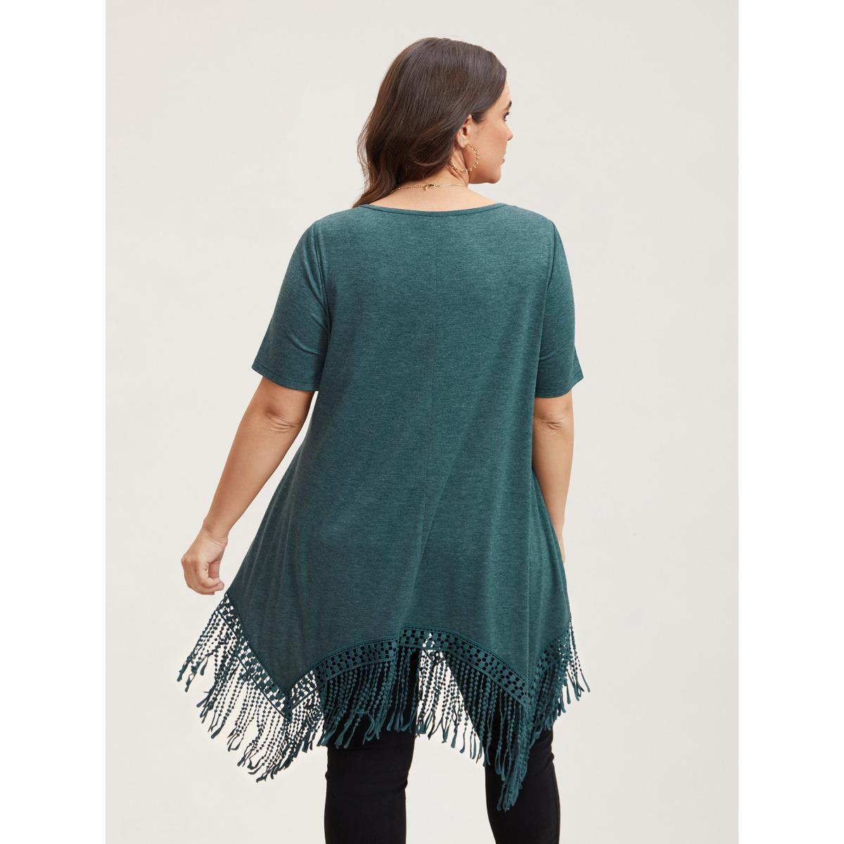 Plus Size Hi-Low Tassel Hem Stretchy Plain T-Shirt DarkGreen Women Elegant Tassels Round Neck Loose Everyday T-shirts BloomChic 18-20/2X Product Image