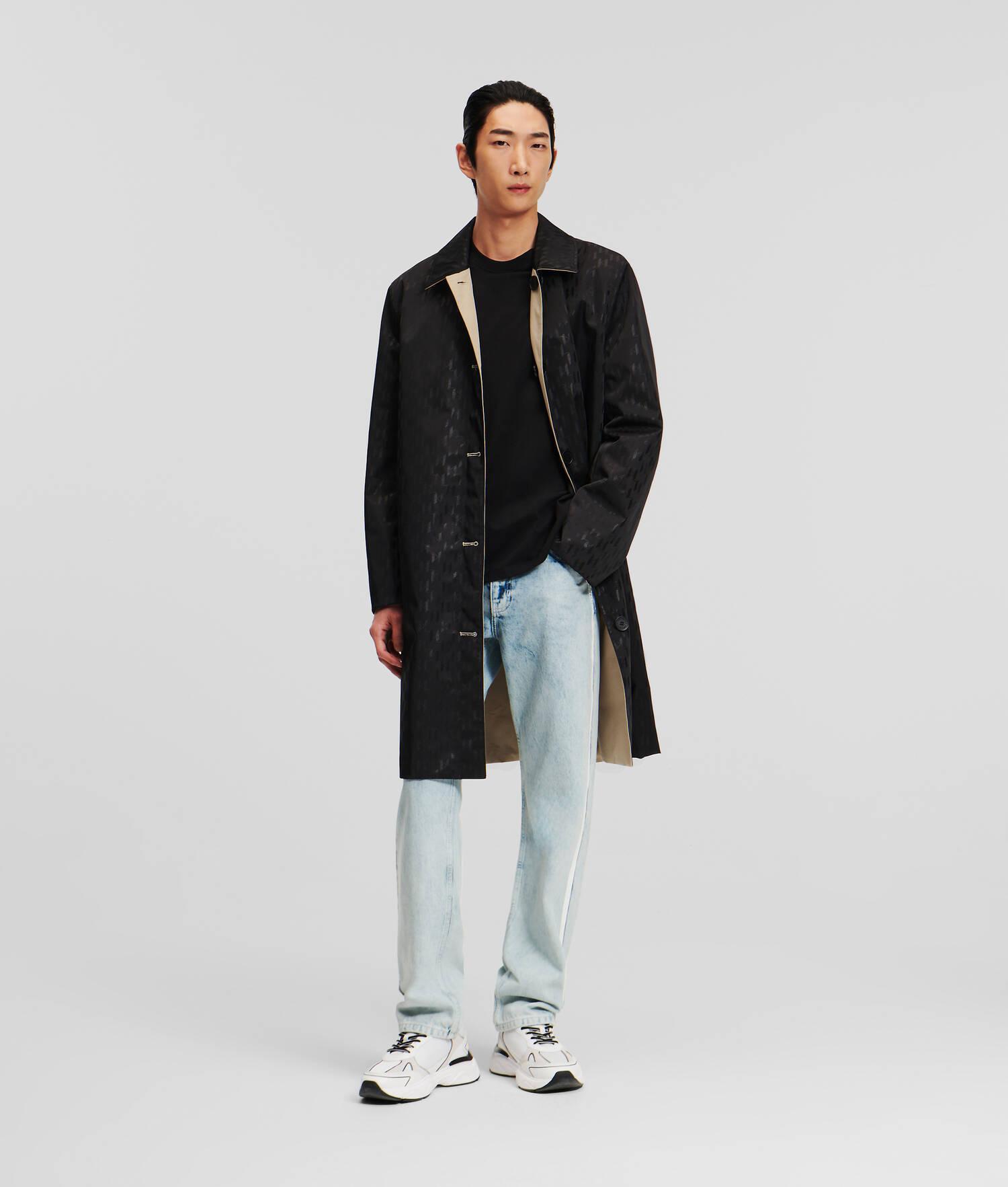 REVERSIBLE TRENCHCOAT Product Image