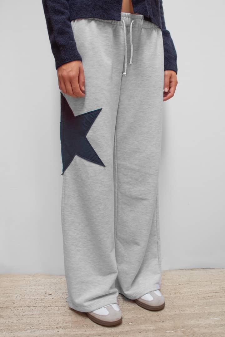 Wide-leg joggers with star Product Image
