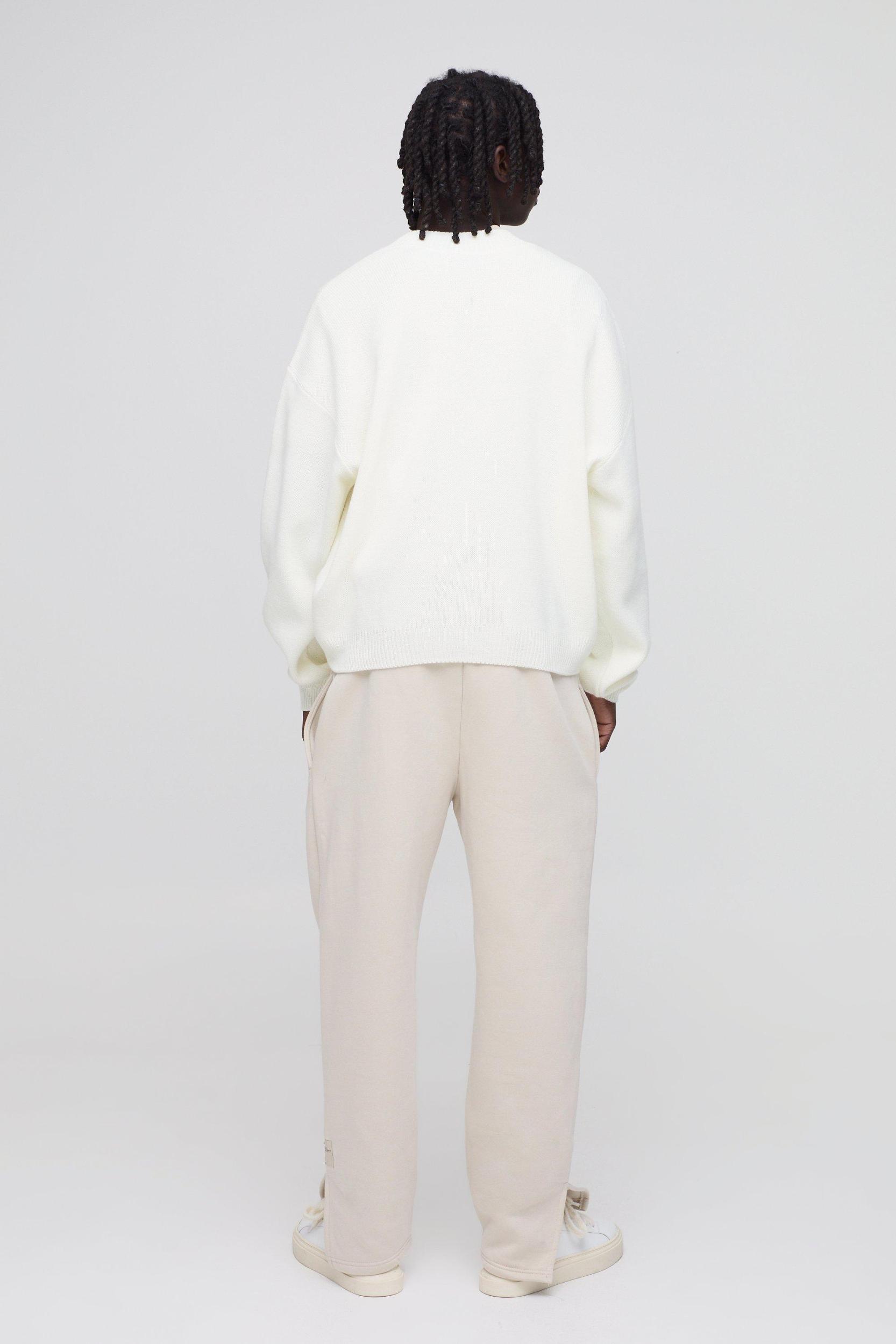 Oversized Boxy V Neck Knitted Sweater | boohooMAN USA Product Image