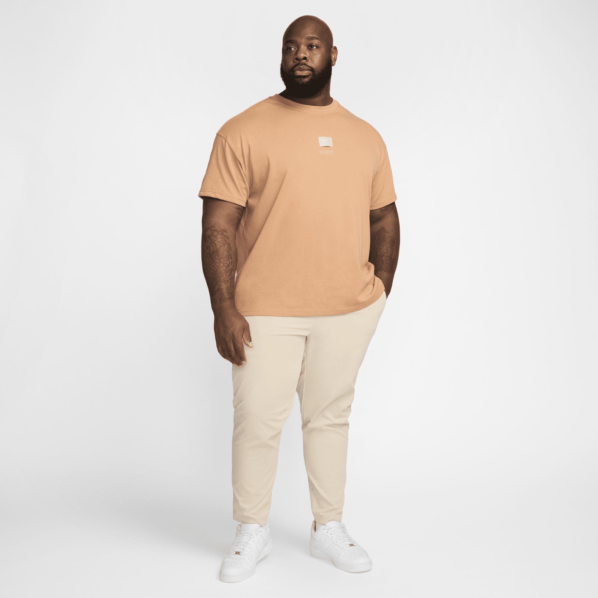 Nike Sportswear Men's Max90 T-Shirt Product Image