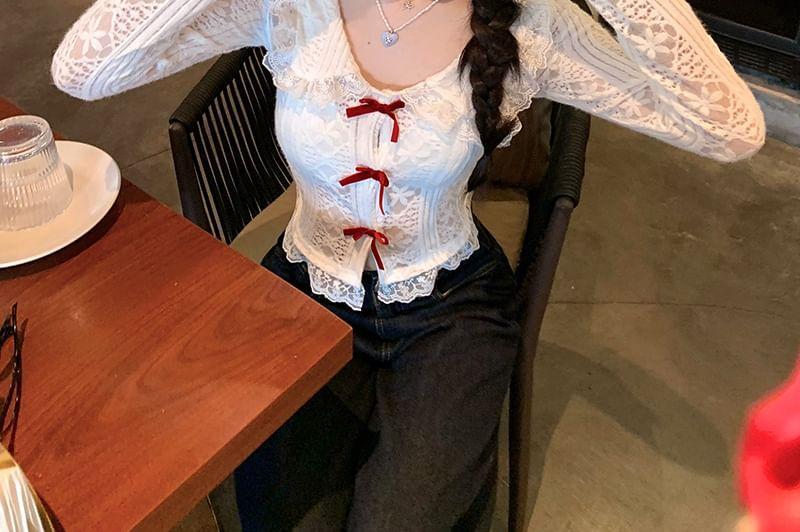 Long-Sleeve Peter Pan Collar Bow Accent Slit Lace Crop Blouse Product Image