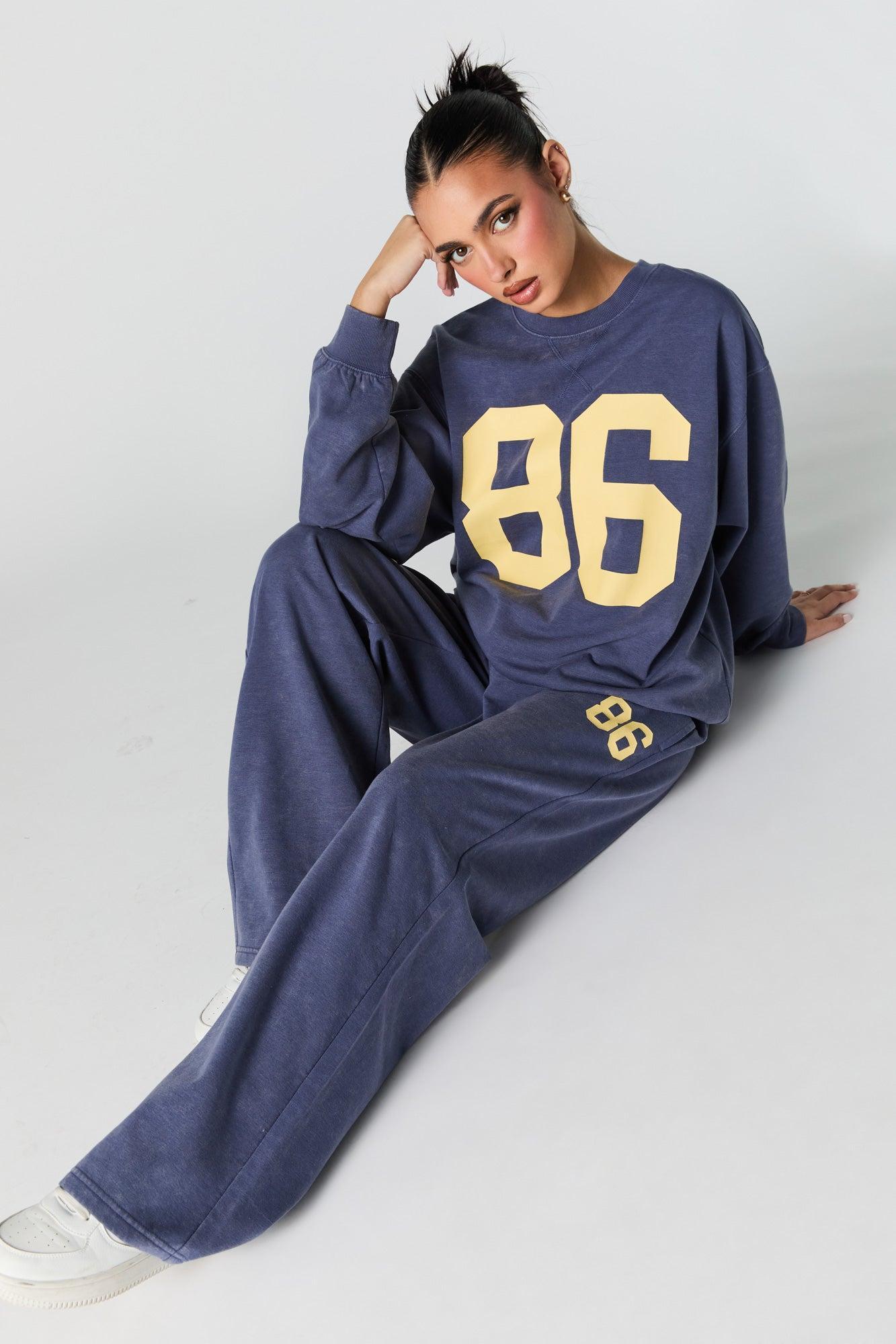 Graphic Washed Wide Leg Fleece Sweatpant Female Product Image