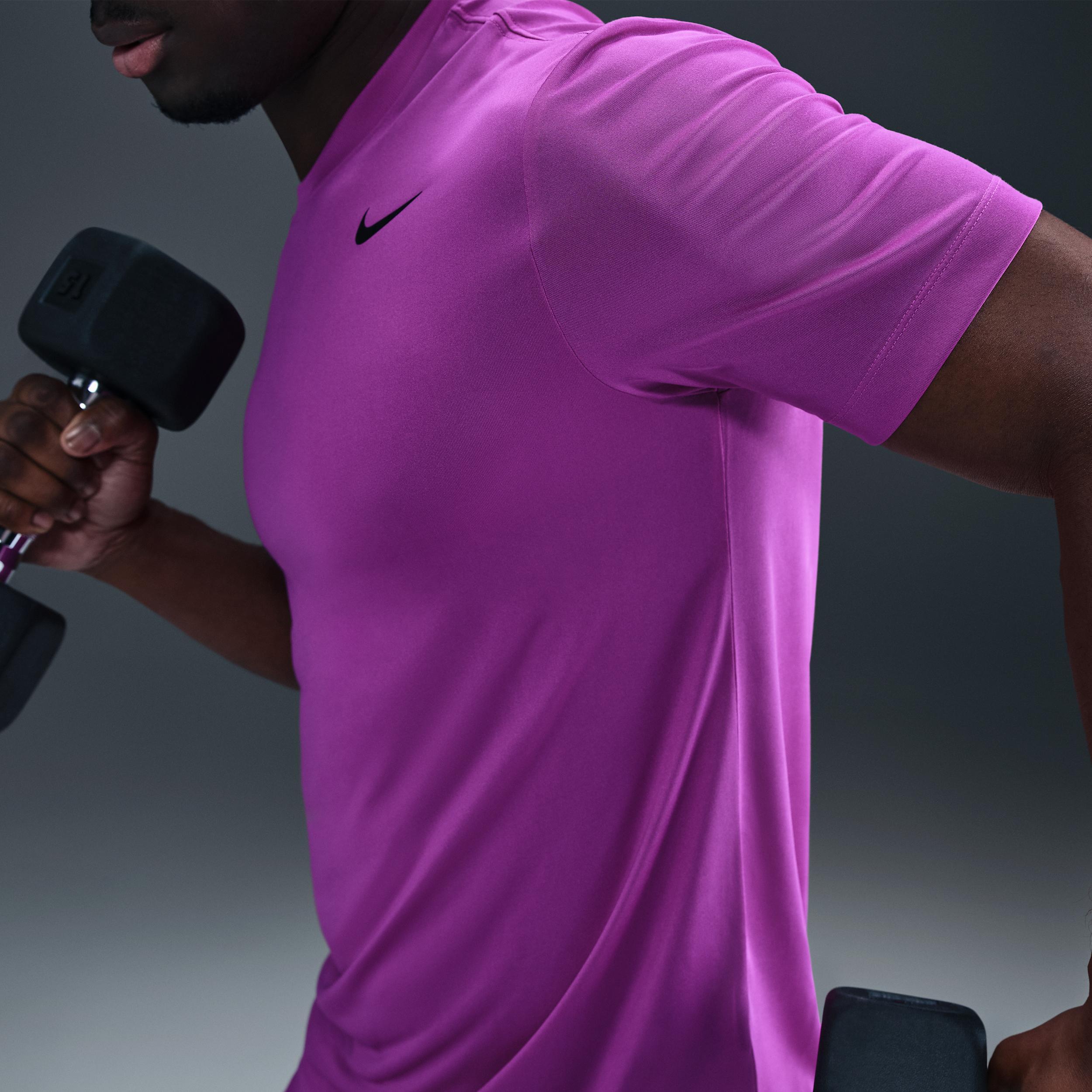 Nike Men's Dri-FIT Legend Fitness T-Shirt Product Image
