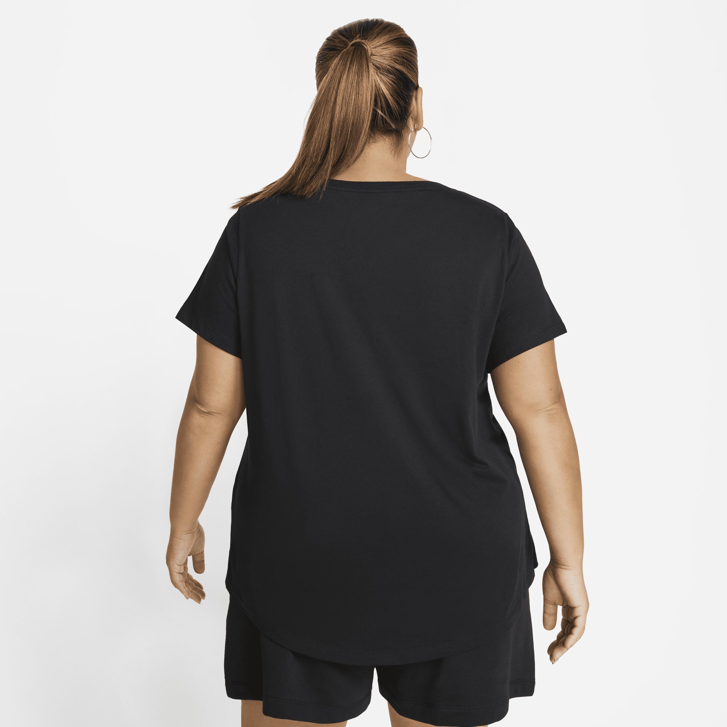 Women's Nike Sportswear Club Essentials T-Shirt (Plus Size) Product Image
