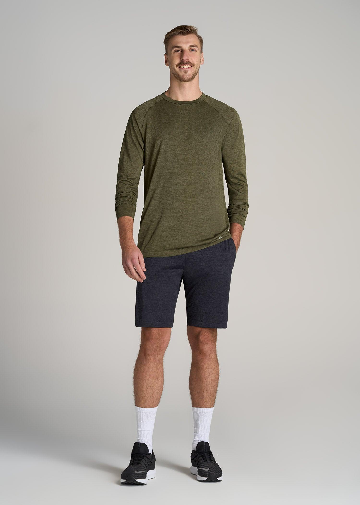 A.T. Performance MODERN-FIT Raglan Shirt for Tall Men in Olive Mix Product Image