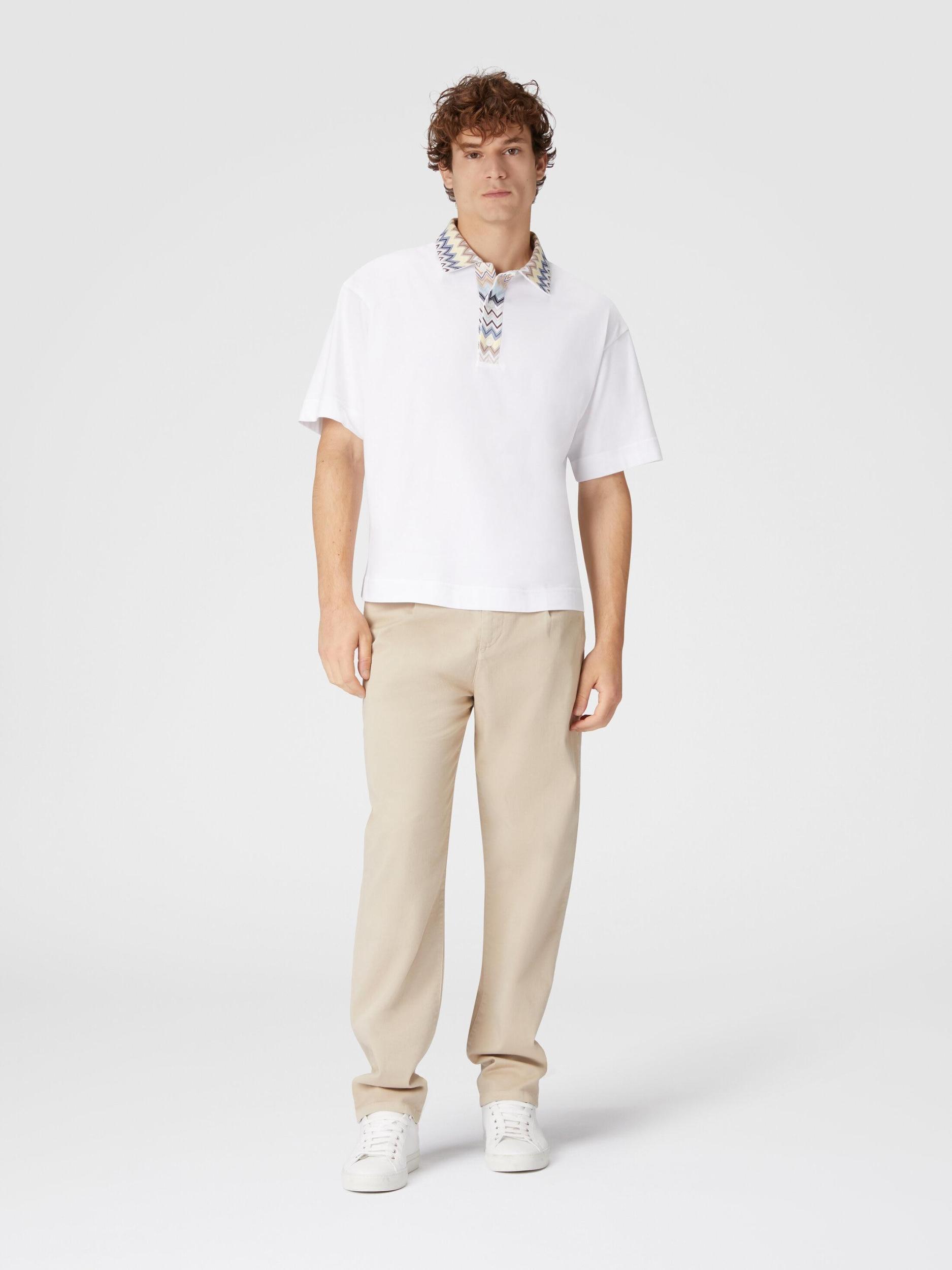 Cotton jersey polo shirt with chevron knit inserts Product Image